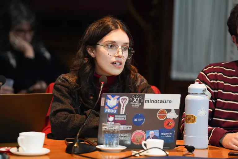 Lucía Devincenzi. CDC extraordinario. Ciclo El mundo en crisis