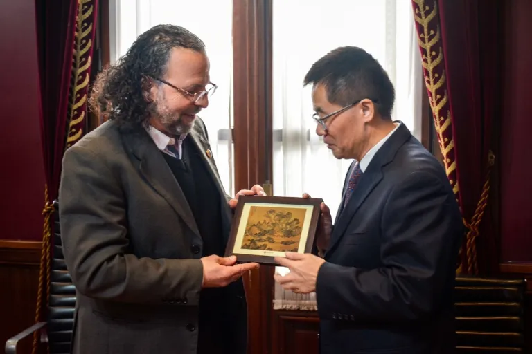Delegación de la Fujian Normal University visita la Udelar