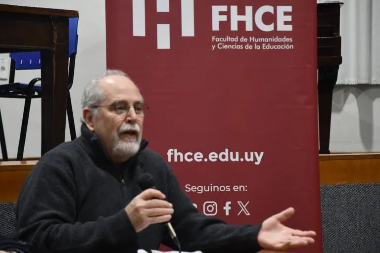 Conferencia del Dr. Imanol Ordorika