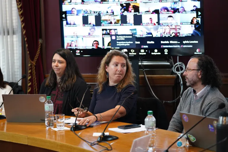 Comisión Abierta de Equidad y Género